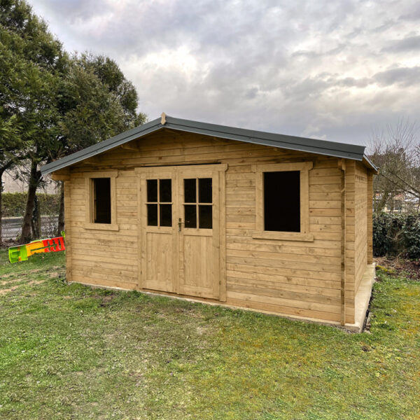 abri-en-bois-massif-198m-plus-40mm-traite-teinte-marron-gardy-shelter (22) Abri en bois massif 19,8m² PLUS 40mm traité teinté marron Gardy Shelter | Livraison rapide